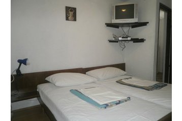 Hrvatska Privát Ždrelac, Eksterijer